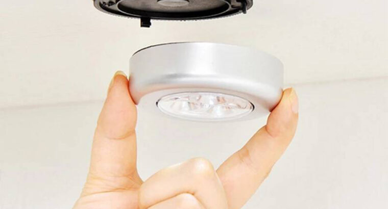 عرض 4قطع اضاءه جانبية تلقائيه لمبة بمستشعر الذكي