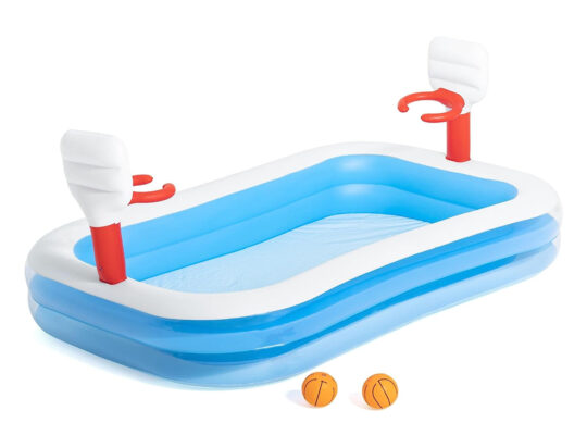 مسبح الأطفال يمكن طي مسابح الأطفال بعد الاستخدام .