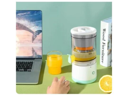 العصارة التريند Trendy Juicer عملية وسهلة التنظيف.