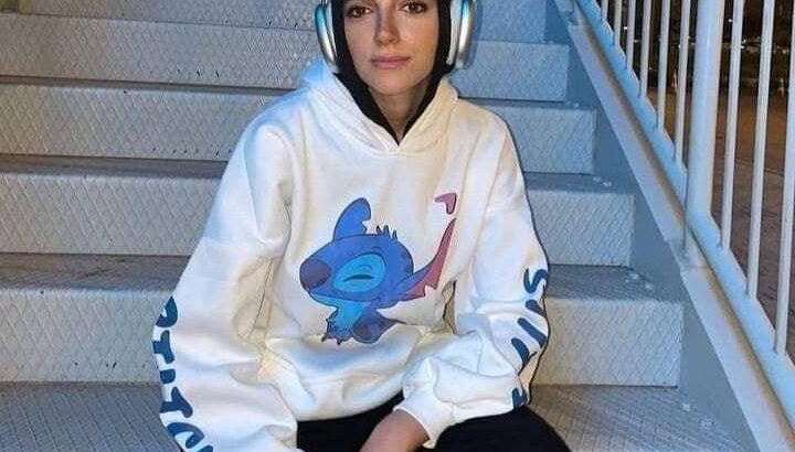 سويت شيرت استيتش القمررر