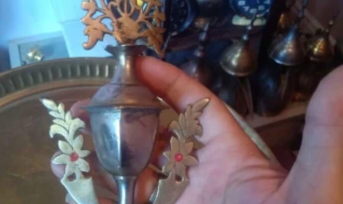 مكحله نحاس مطليه فضه شغل قديم جدا