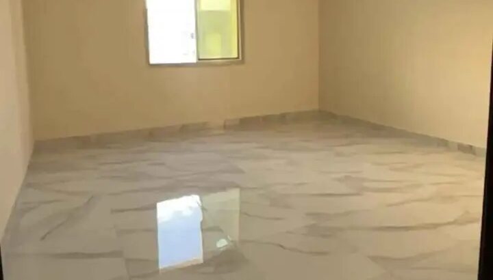شقة للإيجار مع شهر فري بالنجمة داخل بناية مناسبه .