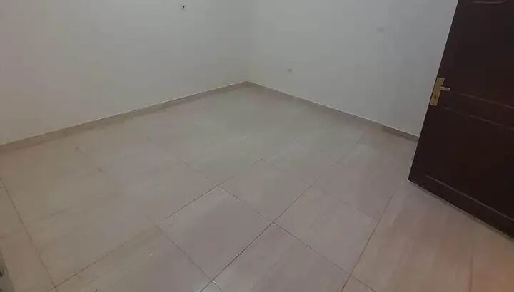 شقة للإيجار في سيلية المعراض عائلات او شخص واحد ..