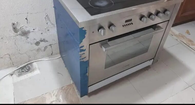 فرن كهربائي صناعه أوروبية اربع عيون نظيف جدا بح