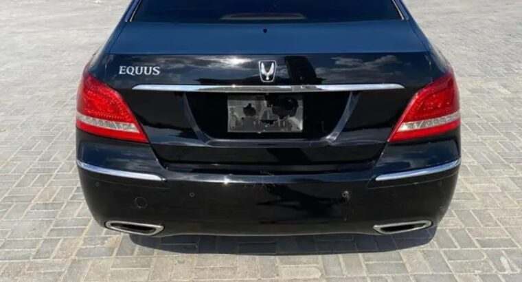 هيونداي Equus Signature ثمان سلندر موديل 2011 وارد