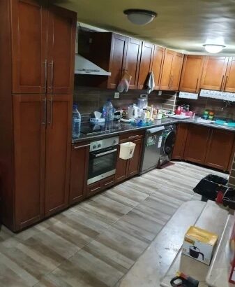 مقر ومخزن للايجار بسعر لقطة بمساحة 350 متر ممتازة.