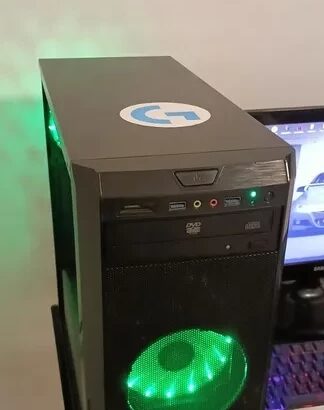 اجهزة بالجزائر PC Gamer I3 10100 SSD ÉTAT 10/10 ..