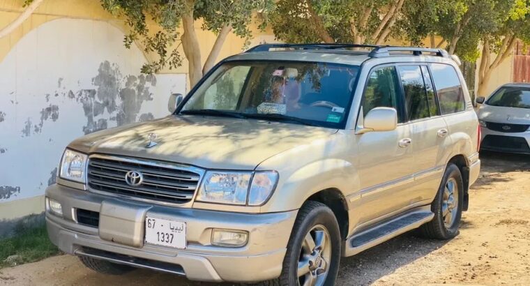 سيارات موجوده بالجزائر سيارةتويوتا لاند كروزور2004
