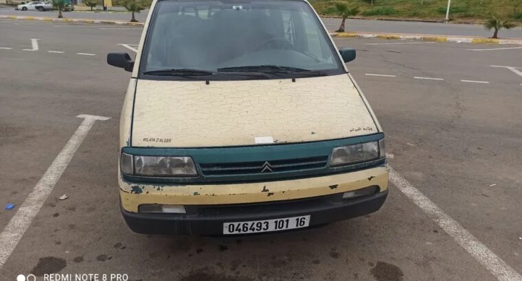 سيارات مستعمله بالجزائر Citröen 806 modèle 2001 ..