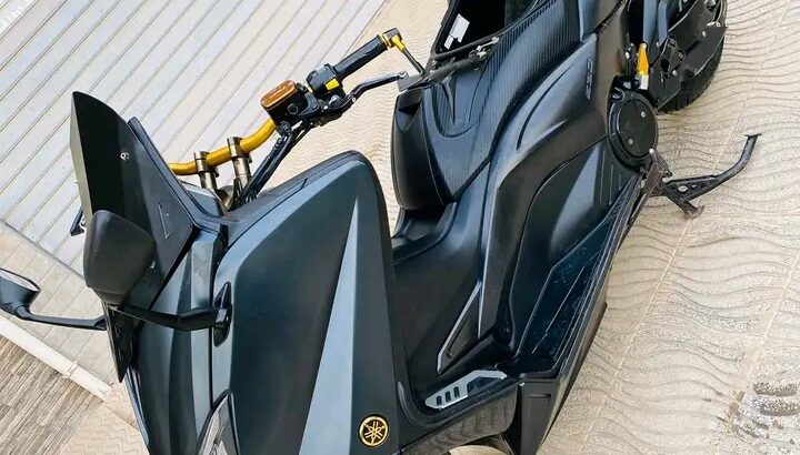 الدراجة النارية T maxهى رمز للفخامة والاداء الرائع