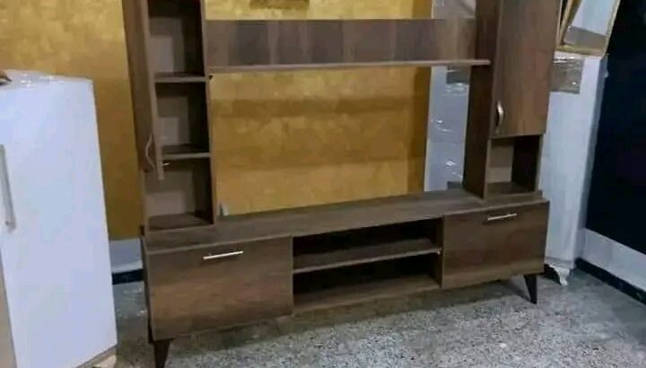 حاملات التلفزيون هي قطع أثاث أساسية في أي منزل….