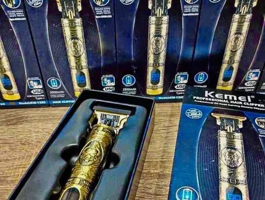 اجهزة بالجزائر جهاز الحلاقة Kemei مثاليًا وممتازا.