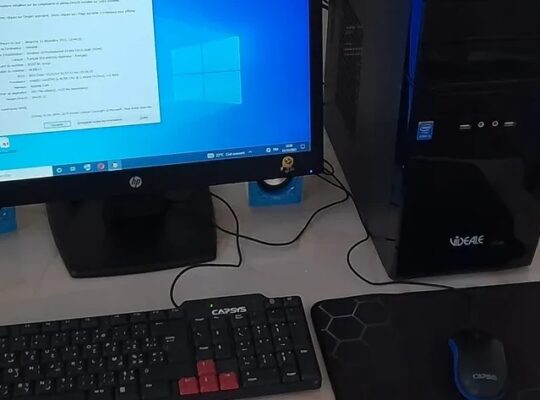 أجهزةبالجزائر حاسوب مكتبي يتألف من وحدةمركزيةممتاز