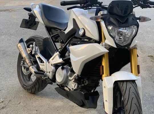 موتسيكلات بالجزائر BMW G310R هي دراجة نارية رياضية