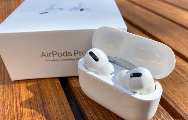 Apple Airpods pro للبيع غير مستعمله