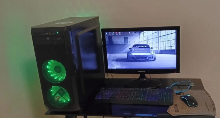 اجهزة بالجزائر PC Gamer I3 10100 SSD ÉTAT 10/10 ..
