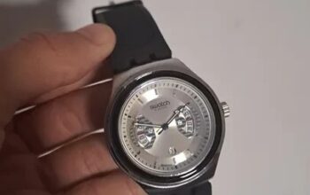 ساعات رجاليه بالحزائر ساعات Swatch IRDNY 1956عصرية