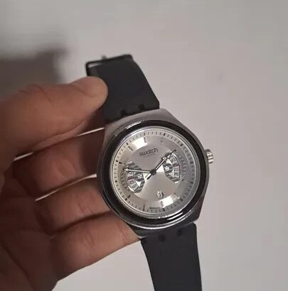 ساعات رجاليه بالحزائر ساعات Swatch IRDNY 1956عصرية