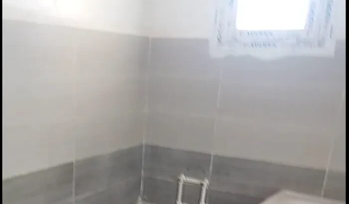 شقة للبيع ٣غرف و حمام بمساحة 70متر مربع شقة رائعة