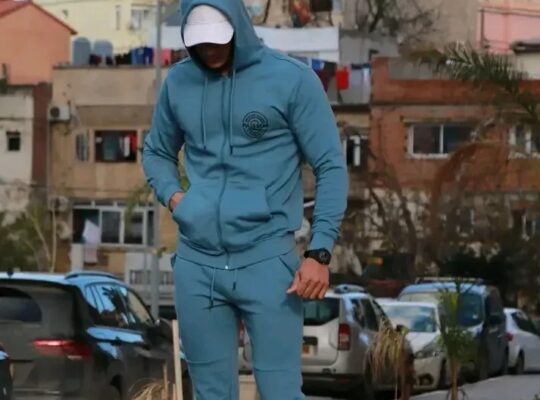 ملابس رجالي بالجزائر بدلة رياضية “Karim Lili Chopi