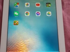 موبايلات بالجزائر الجهاز اللوحي iPad 2 جهاز ممتاز