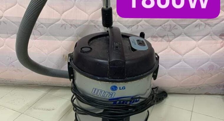 مكنسة LG 1800w