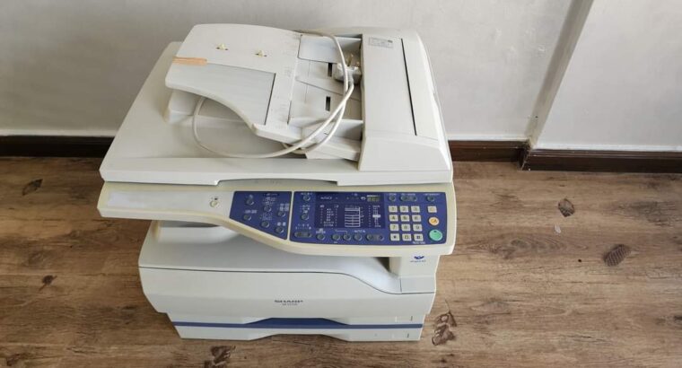طابعة شارب للبيع عدد ٢ بحالة جيدة طباعة A3,A4 شارب