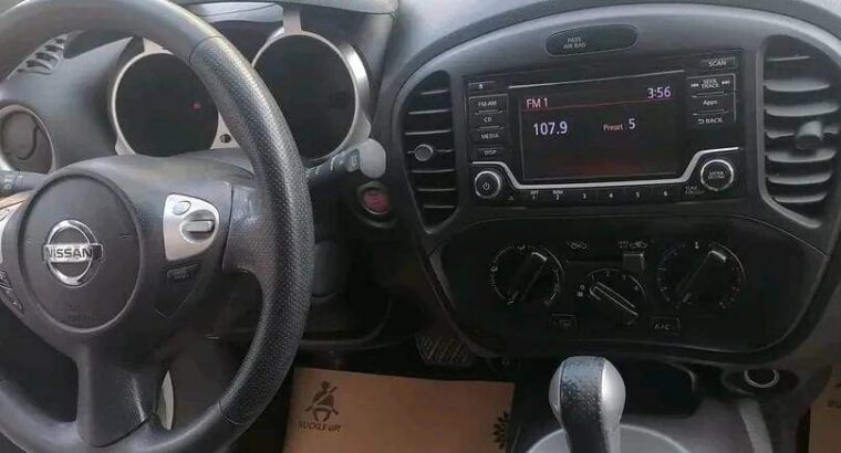 نيسان جوك موديل 2015 مستعملة للبيع بحالة ممتازه .