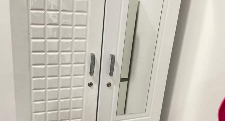 عفش بيت كامل للبيع في عجمان مستعمل بحالة جيده جدا