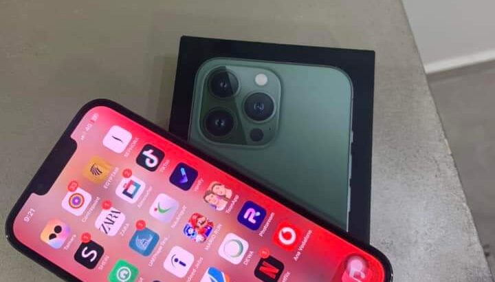 ايفون مستعمل بالامارات آيفون ١٣ برو بطارية٨٥٪ .