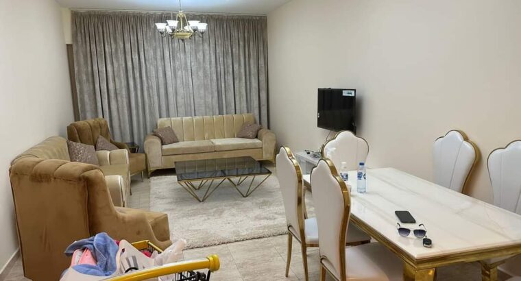متاح شقق للايجار بالامارات متاح غرفتين وصالة.
