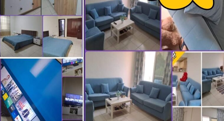عروض شاشة سامسونج وطقم كنب و2 طاوله وغرفة نوم خشب