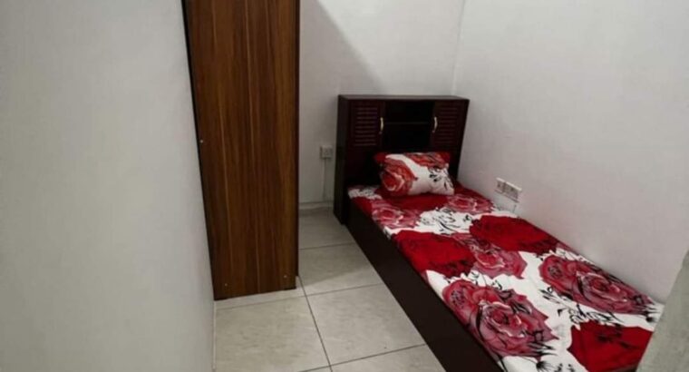 بعجمان متاح بارتيشن بنات من تاريخ 22 في شهر لحاليى