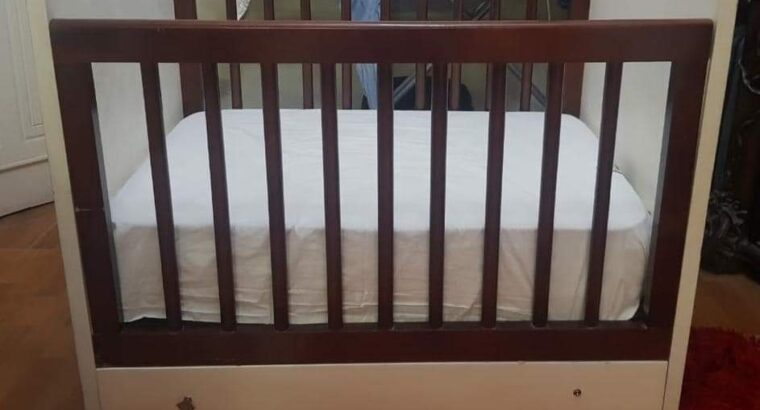 سراير اطفال بطنطا سرير بيبي خشب زان عموله بكومودين
