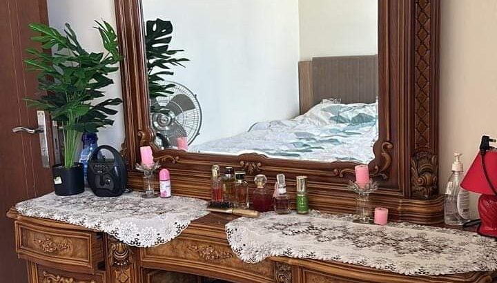 تسريحه مستعمله بالامارات تسريحة للبيع شبه جديد .