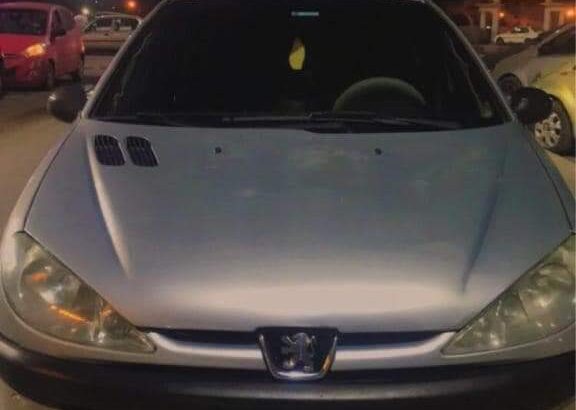 سيارات للبيع بالجزائر بيجو 206موديل 2008 مستعملة .