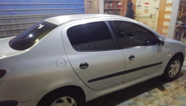 سيارات للبيع بالجزائر بيجو 206موديل 2008 مستعملة .