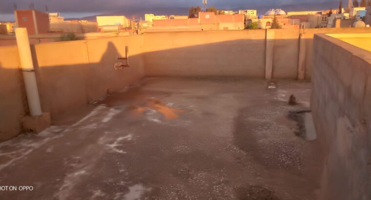 سكنة حوش للبيع في تلاغ ولاية سيدي بلعباس مبنيةكامل