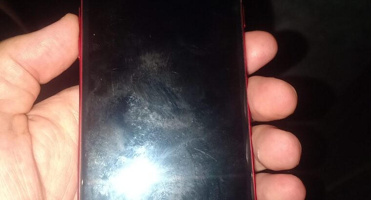 iphone se2020هاتف ذكي مميزاداء ممتازوسهل الاستخدام