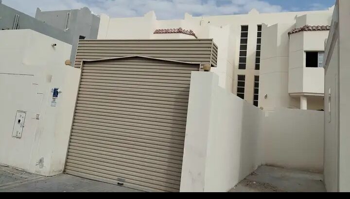 فيلل للايجار في معيذر 2 فيلا مستقلة الإيجار