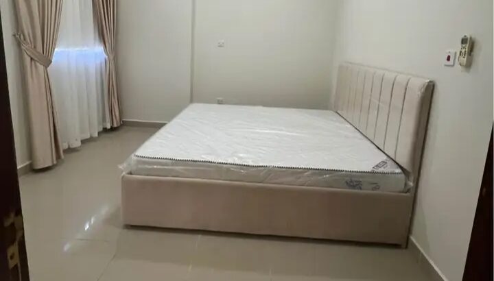 شقة للإيجار بالدوحة الجديده شقه بعماره نظيفه ممتاز