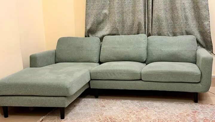 طاولة طعام من إيكيا قابلة للتمديد 4كراسي هوم سنتر