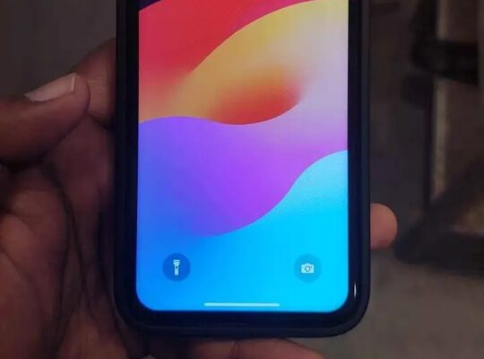 ايفون للبيع iPhone 11 Pro 256G بسعة تخزين كبيره ..