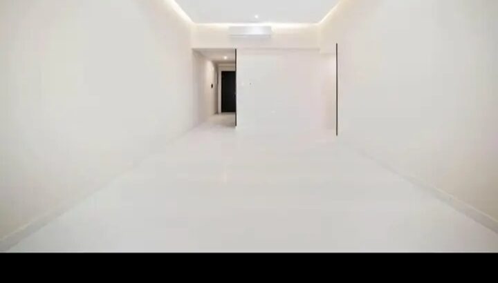 2 بي اتش كيه للإيجار يقع في السعد بالقرب من مستشفى