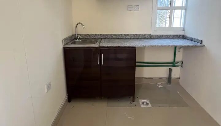 ستوديو للايجار داخل مجمع دخيل بسعر معقول وشكل ….