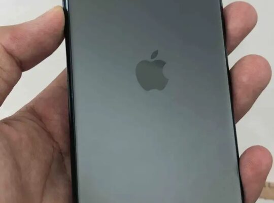 آيفون 11 برو مستعمل للبيع Iphone 11 Pro بحالة جيده