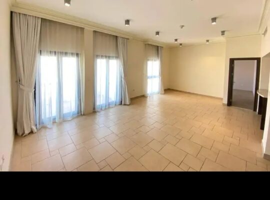 شقة للإيجار ممتازة جدا Semi furnished 3 bedroom 4