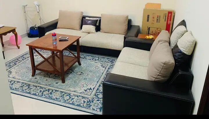 شقة للايجار مفروش في عين خالد غرفة وصالة وحمام …