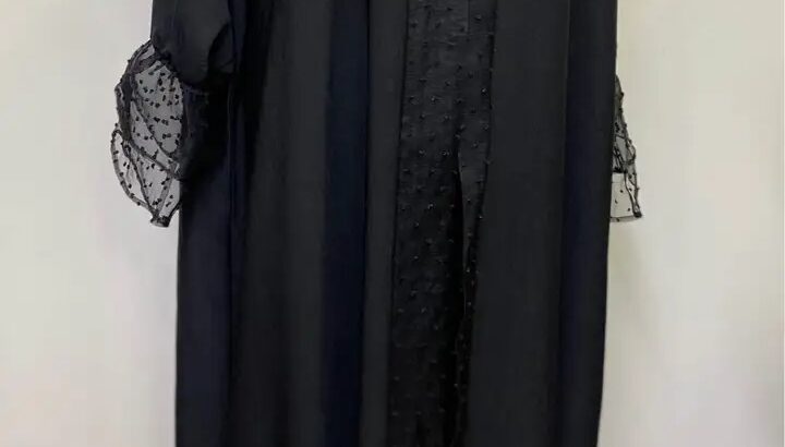 عبايات مستعمل خفيف، للبيع بحالة جيده بالغرافة ….