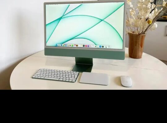 iMac 24 بوصة M1 8/256Gb أخضر صندوق كامل سنة